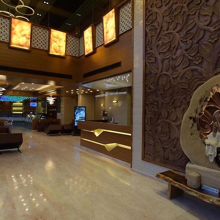 Hotel H - Sandhill Hotels Private Limited Ānand Eksteriør bilde