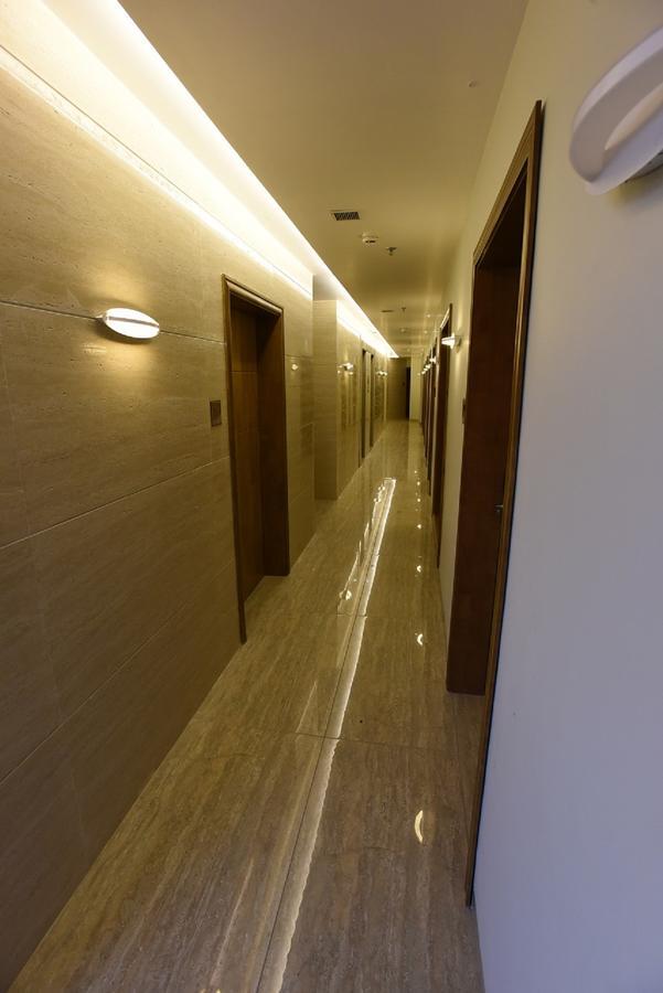 Hotel H - Sandhill Hotels Private Limited Ānand Eksteriør bilde