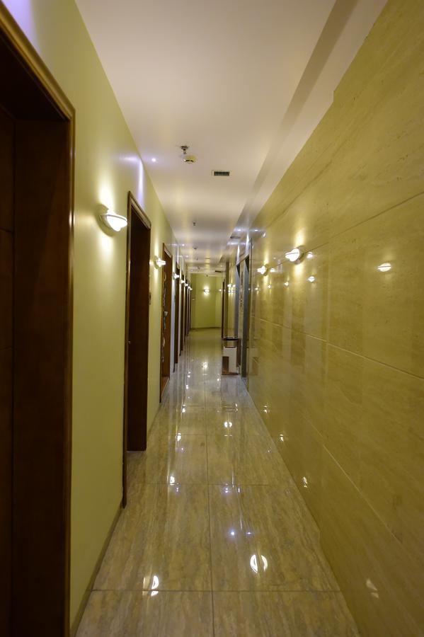 Hotel H - Sandhill Hotels Private Limited Ānand Eksteriør bilde